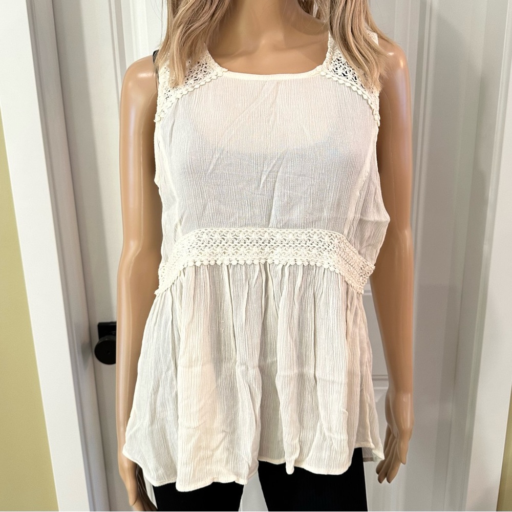 Kismet Cream Flowy Sleeveless Top Small Crocheted Boho Blouse